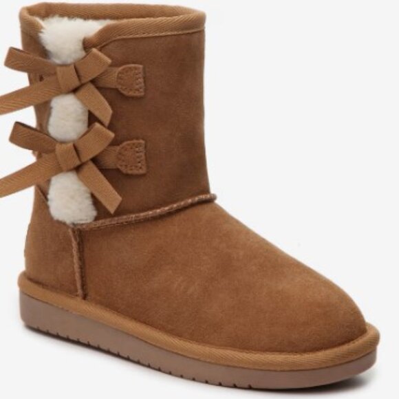 Koolaburra by Ugg Victoria Short sz 2 (Age 5-12) - Picture 1 of 7